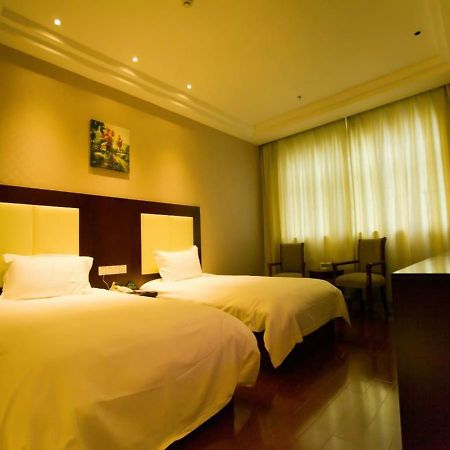 Greentree Inn Beijing Yanqing District Gaota Road Express Hotel Dış mekan fotoğraf