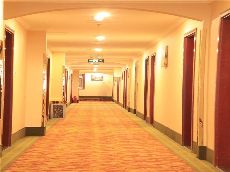 Greentree Inn Beijing Yanqing District Gaota Road Express Hotel Dış mekan fotoğraf