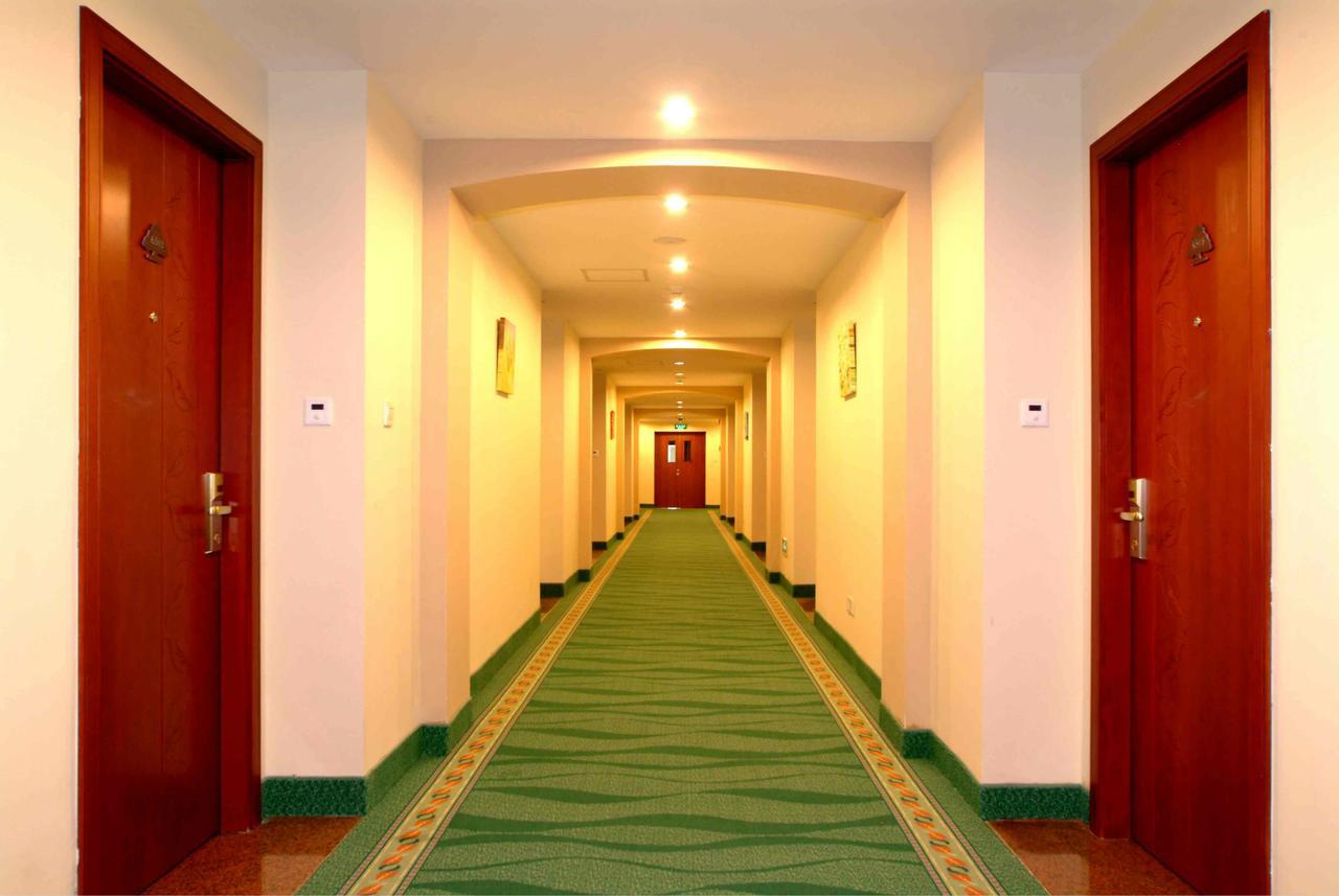 Greentree Inn Beijing Yanqing District Gaota Road Express Hotel Dış mekan fotoğraf