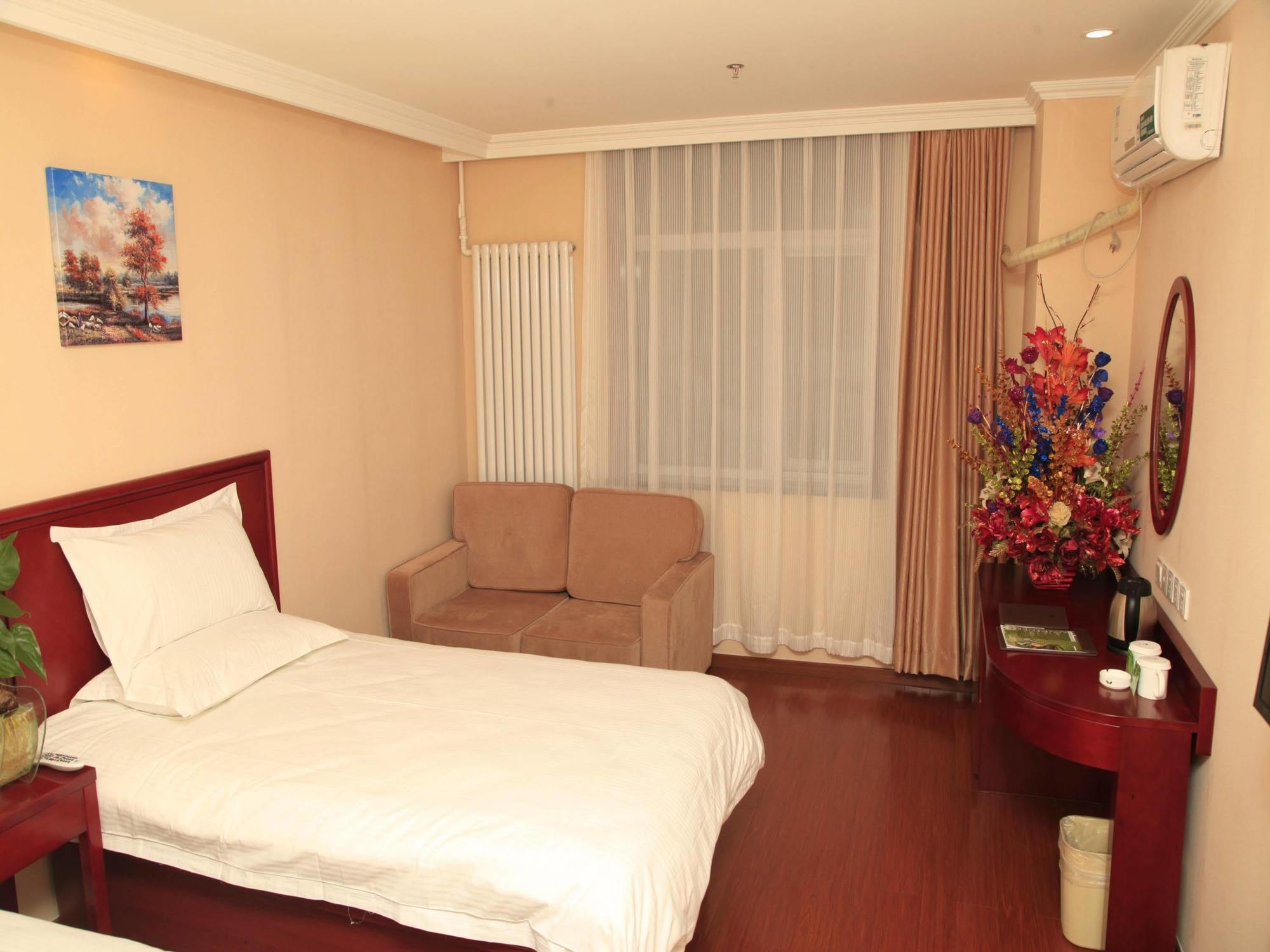 Greentree Inn Beijing Yanqing District Gaota Road Express Hotel Dış mekan fotoğraf
